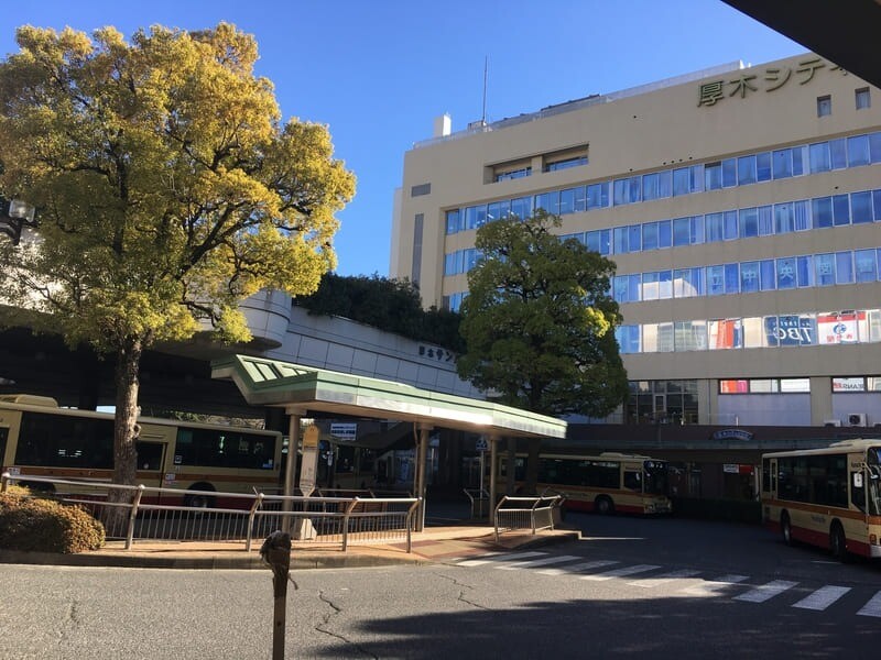 本厚木駅の風景