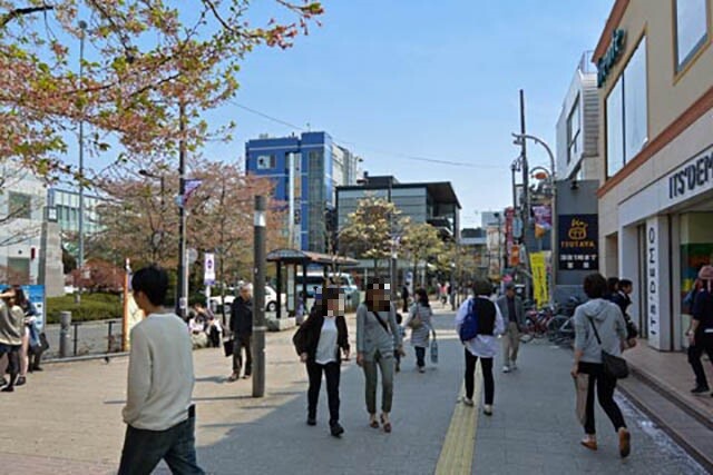 仙川駅周辺の様子