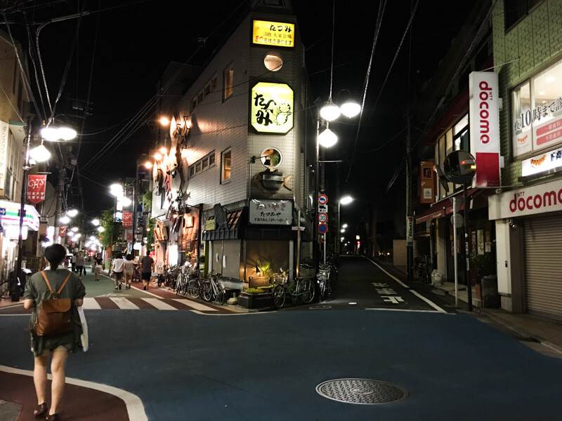 下高井戸駅周辺の夜の雰囲気