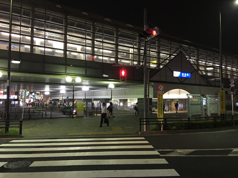 経堂駅周辺の夜の雰囲気