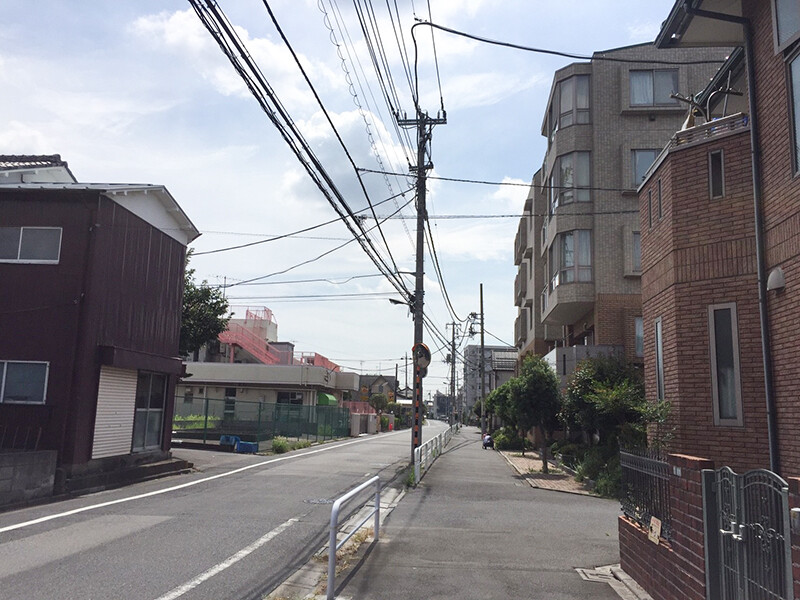 六町駅東側の住宅街