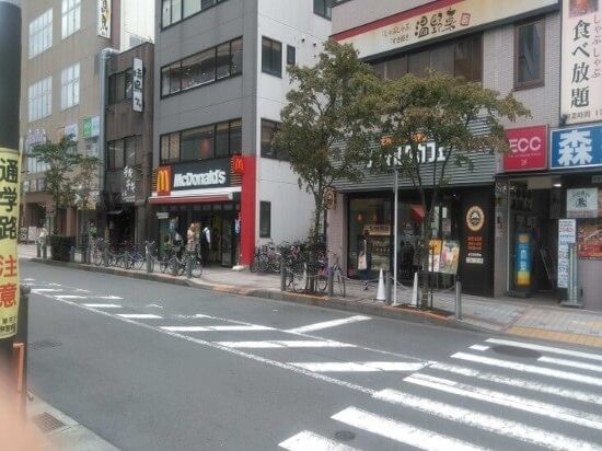 田無駅　チェーンの飲食店