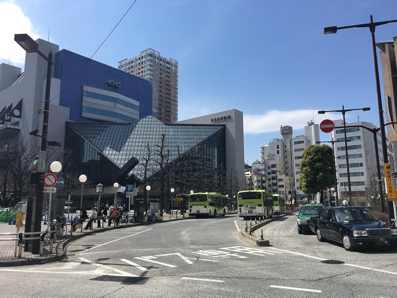 東京芸術劇場