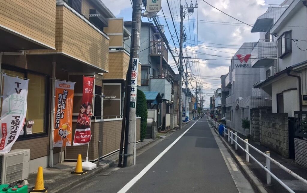 京成高砂駅の南側の住宅街-1024x644