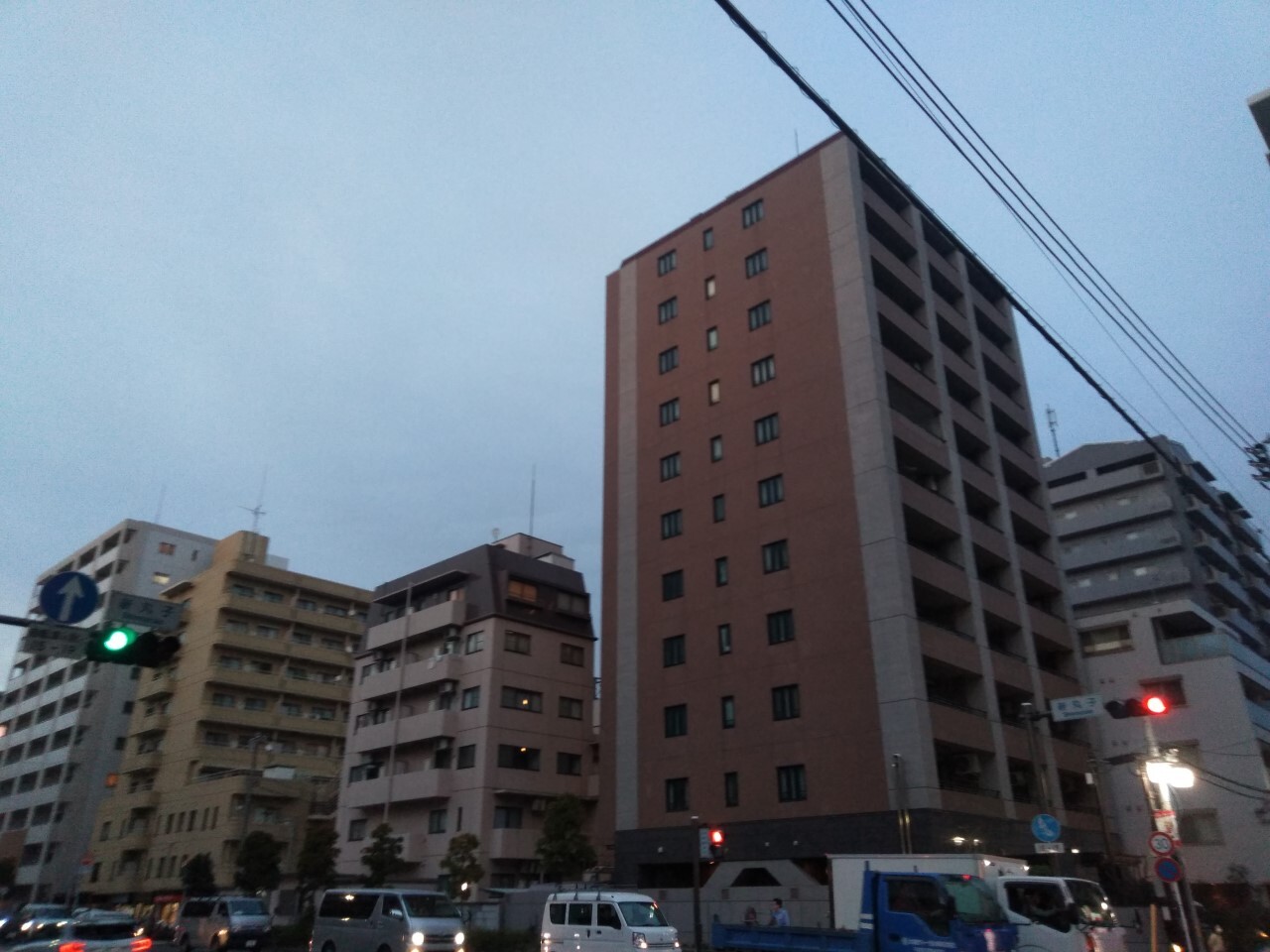 新丸子駅近くの大通り