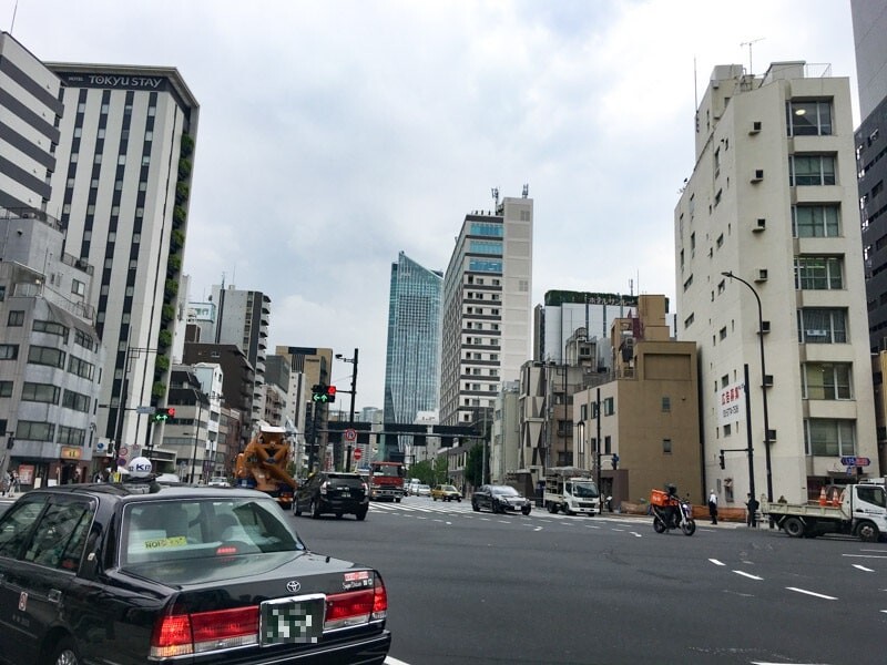 汐留駅前の様子