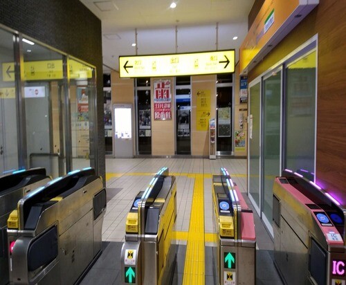 椎名町駅改札