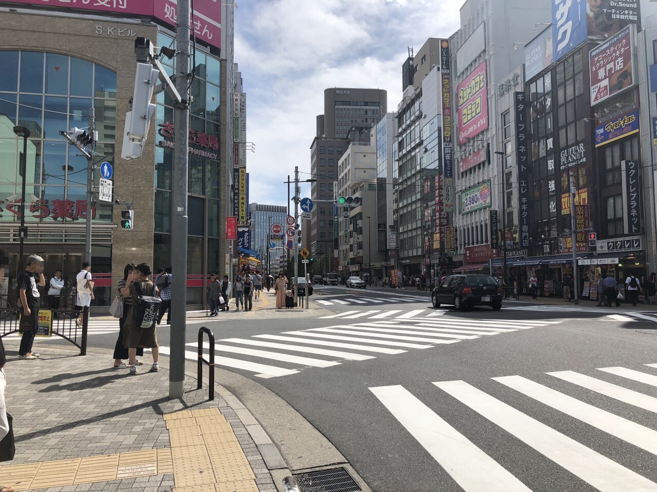 神保町駅から離れた風景