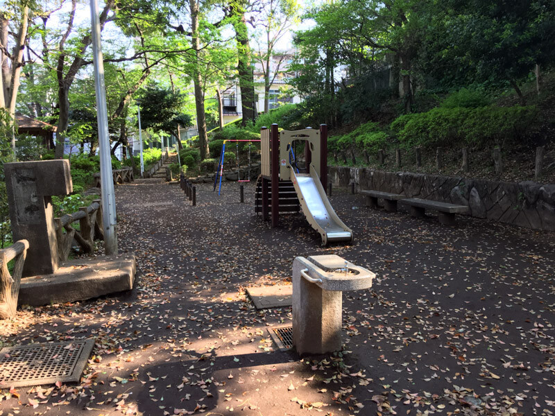 公園の遊具