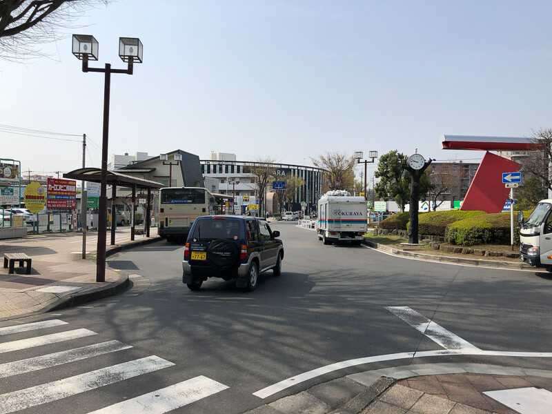 飯能駅前のロータリー