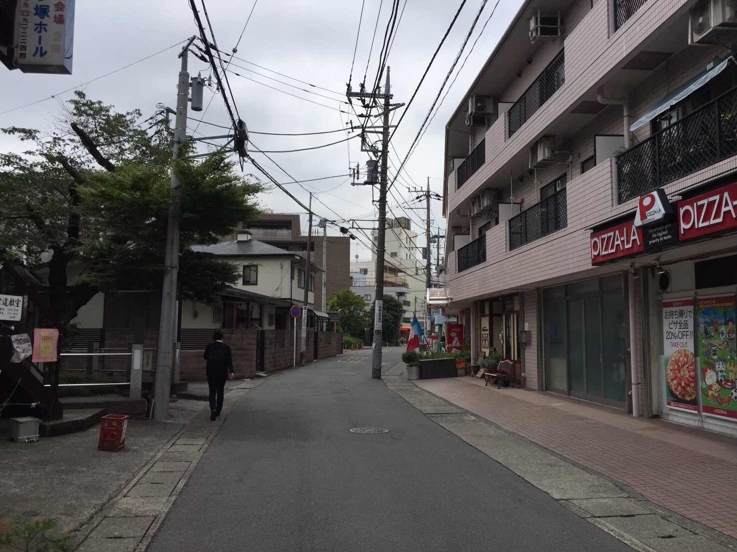 向ヶ丘遊園駅-南口-住宅街の様子