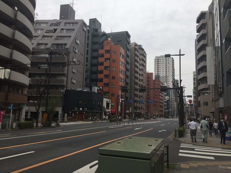 日暮里駅東側3