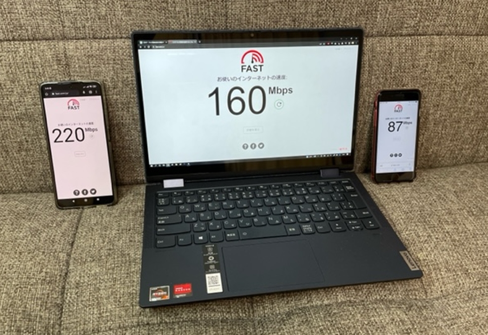 home5G 複数台接続して回線速度測定をしている写真