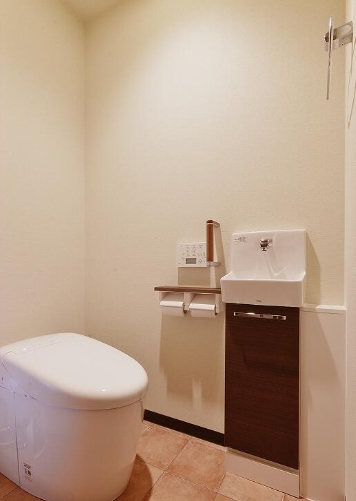 長谷工リフォーム シンプルにまとめたトイレリフォームの施工事例写真